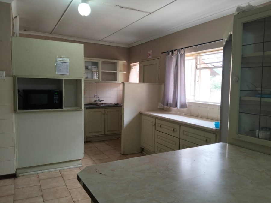 16 Bedroom Property for Sale in Universitas Free State